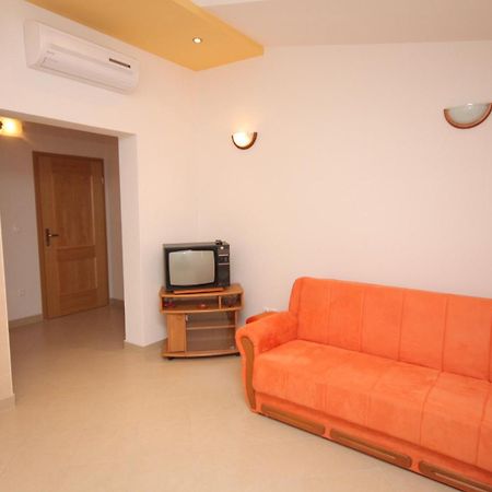 Apartments With A Parking Space Baska Voda, Makarska - 2709 Room photo